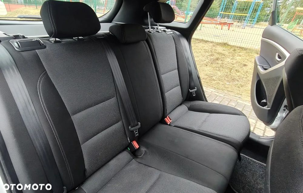 Hyundai i30 1.6 Comfort - 22