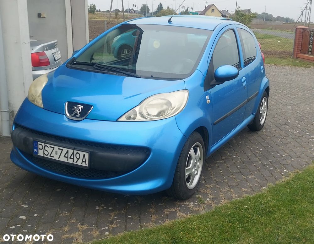 Peugeot 107 - 1