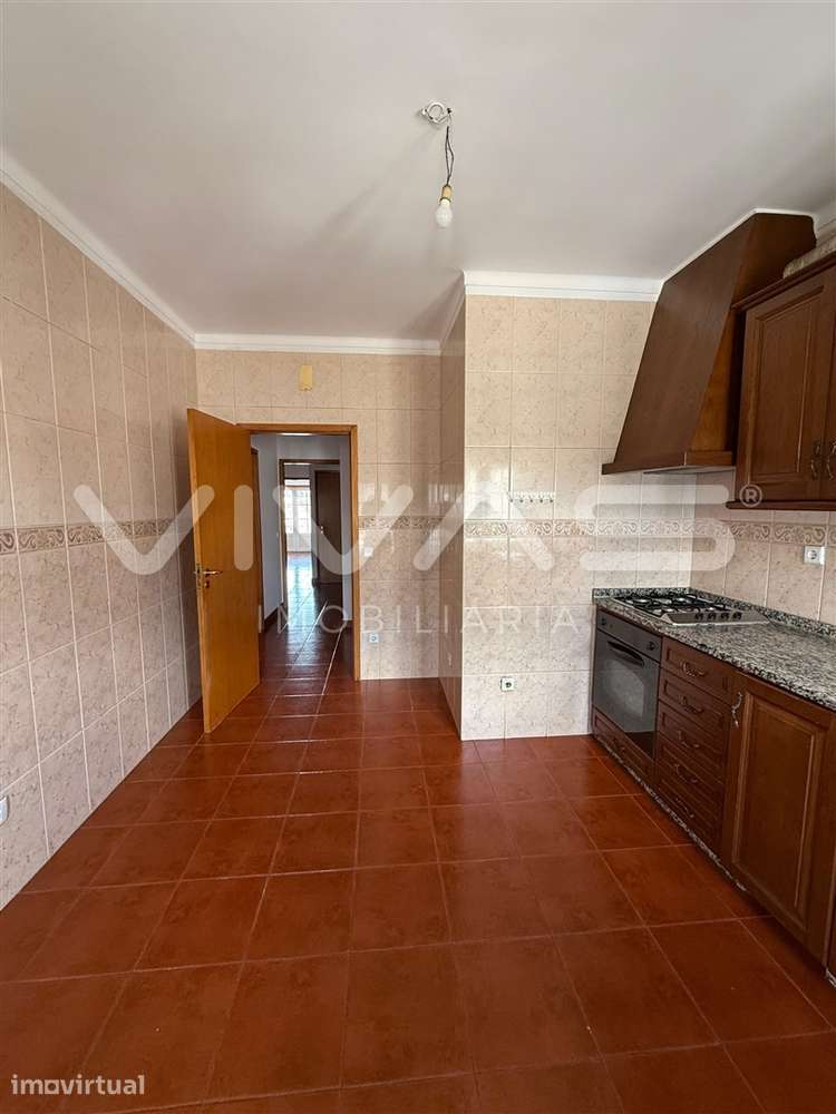 Apartamento T2 Arrendamento em Vila Verde e Barbudo,Vila Verde - Grande imagem: 2/7