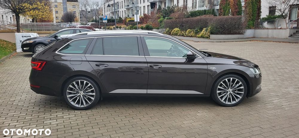 Skoda Superb 2.0 TDI L&K DSG - 8