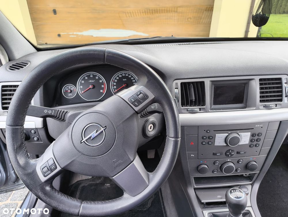 Opel Vectra 1.8 - 10