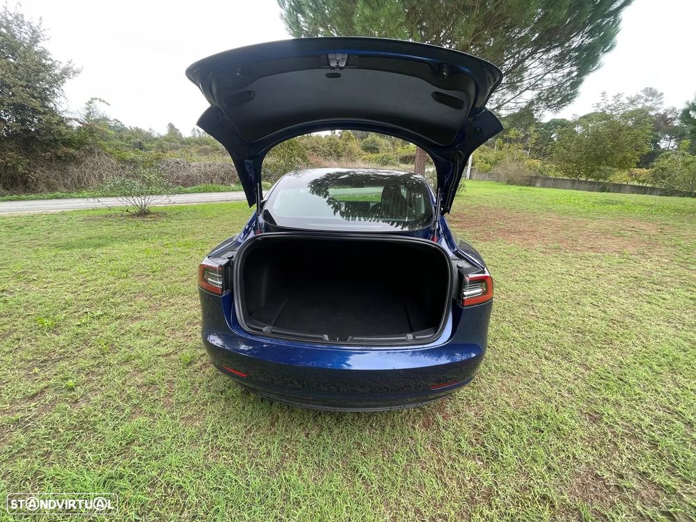 Tesla Model 3 Long-Range Dual Motor AWD - 31