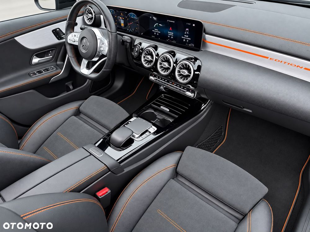 Mercedes-Benz CLA 250 4Matic 8G-DCT Edition AMG Line - 19