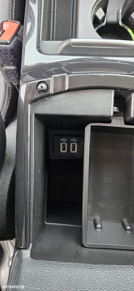 Ford Kuga 1.5 EcoBoost 2x4 Titanium - 20