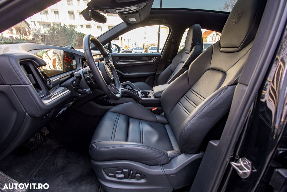 Porsche Cayenne Standard - 29
