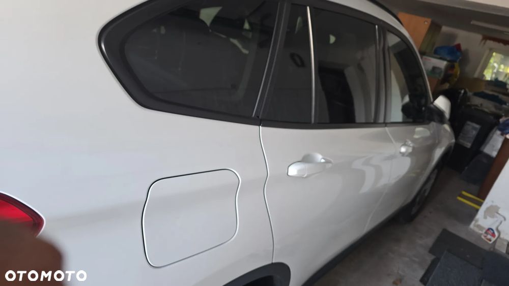 BMW X1 sDrive18i - 1
