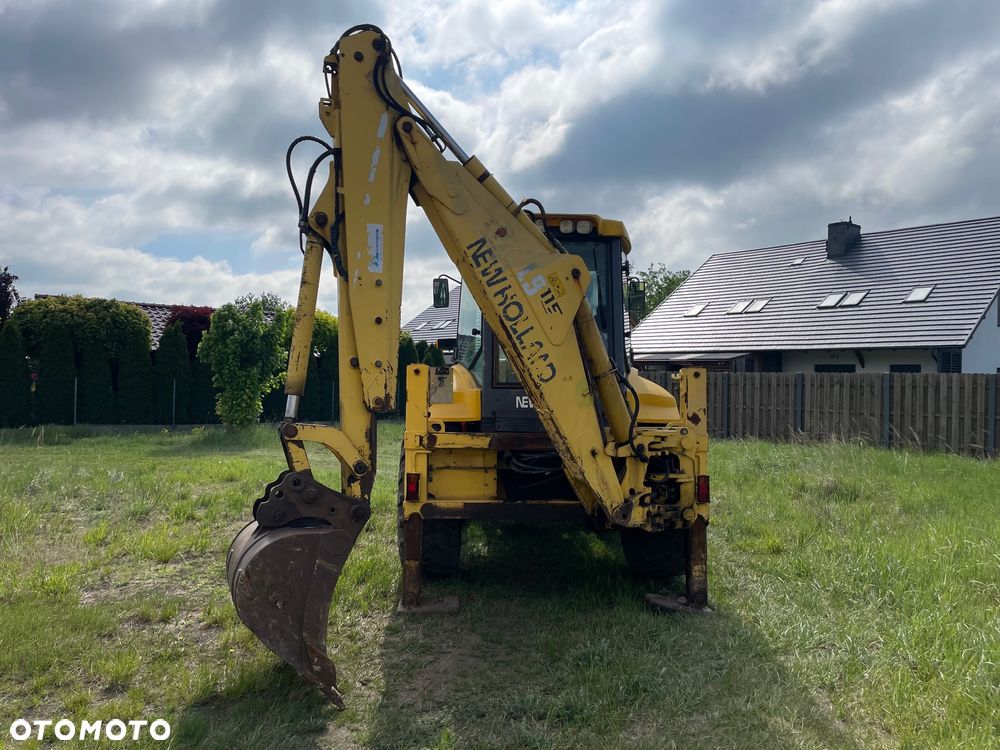 New Holland LB115-4PS - 4