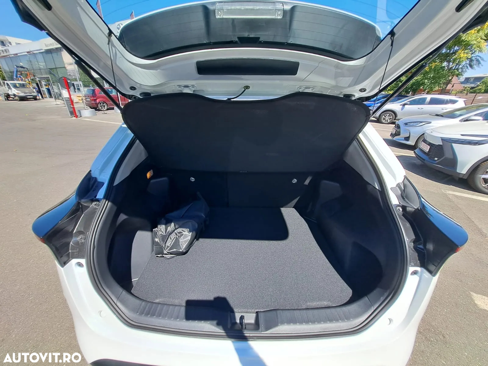 Toyota Yaris Cross 1.5 VVT-i HSD 4x2 Active - 23