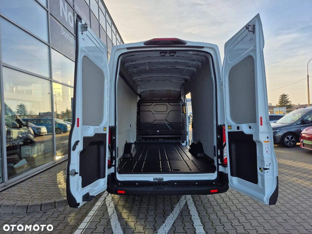 Ford TRANSIT - 11