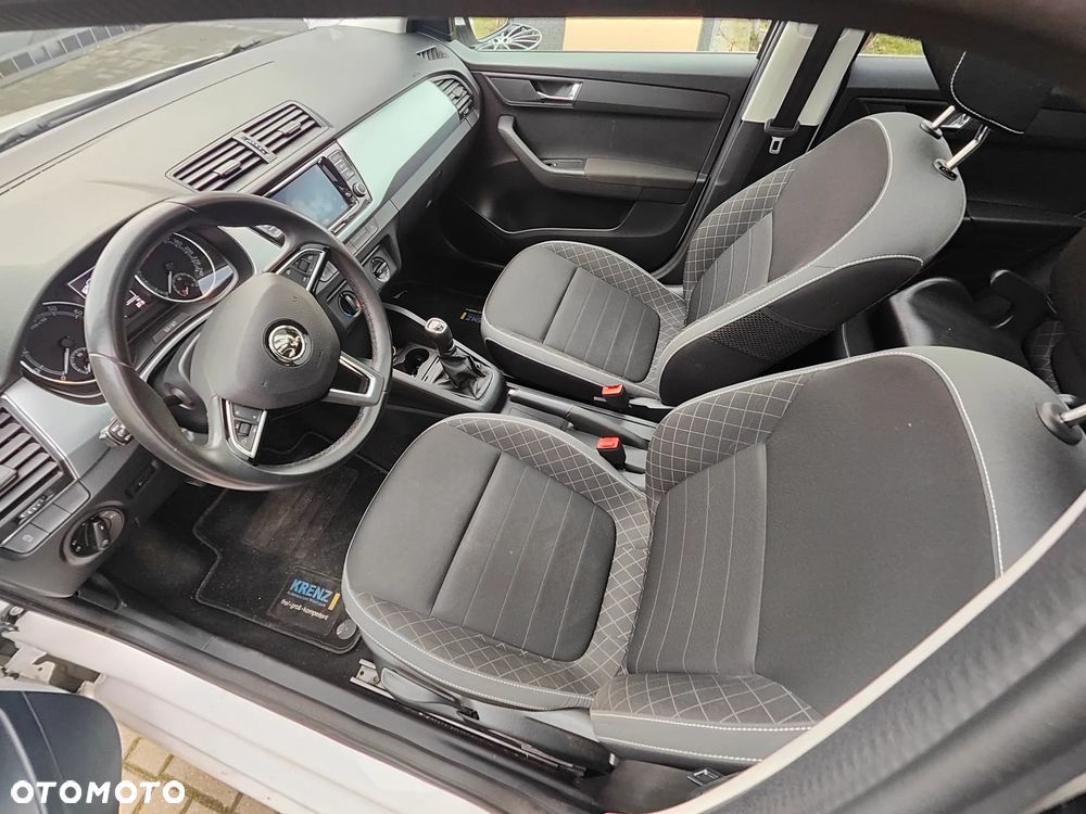 Skoda Fabia - 11