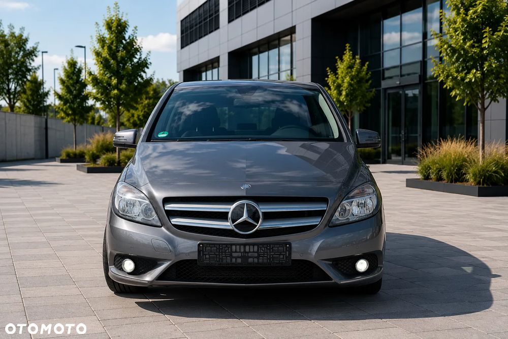 Mercedes-Benz Klasa B 200 BlueEFFICIENCY Edition 1 - 19