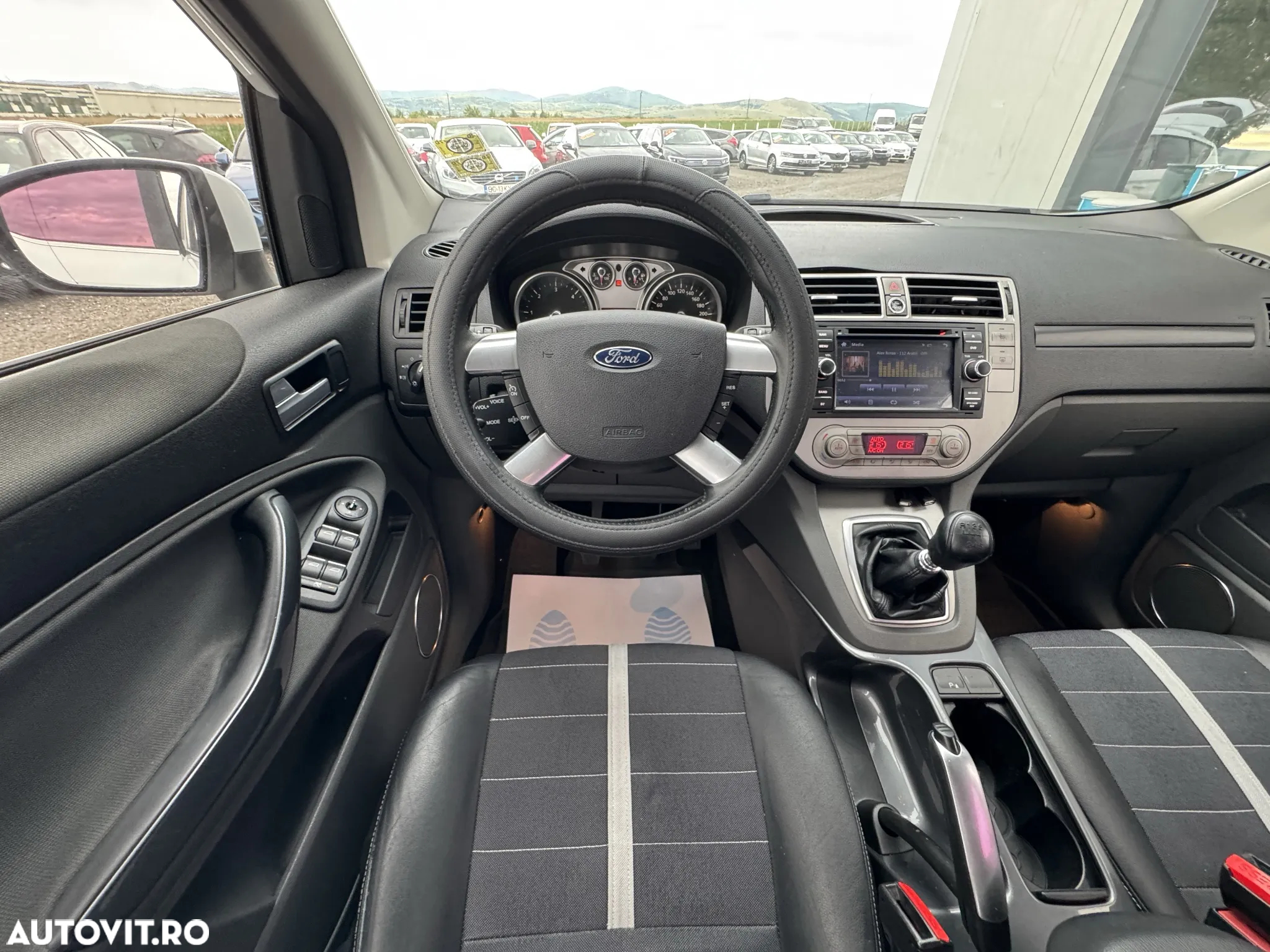Ford Kuga 2.0 TDCi 4WD Titanium - 26