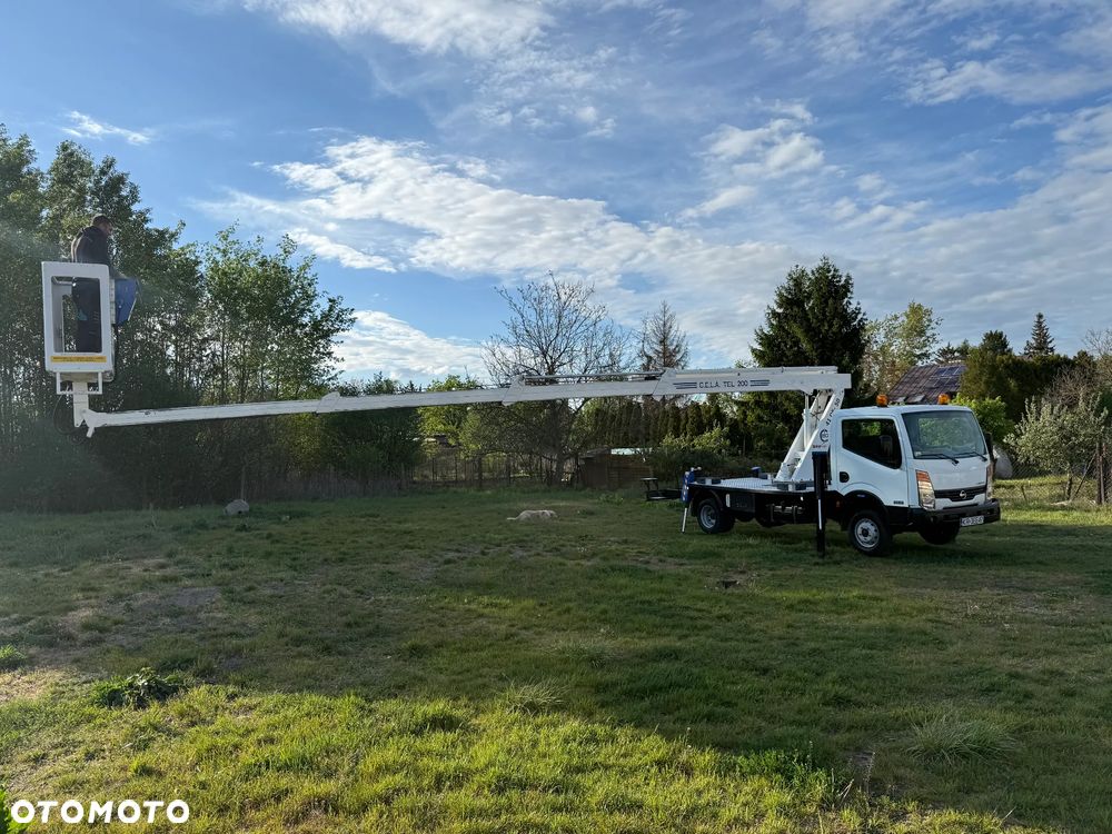 Nissan CABSTAR - 16