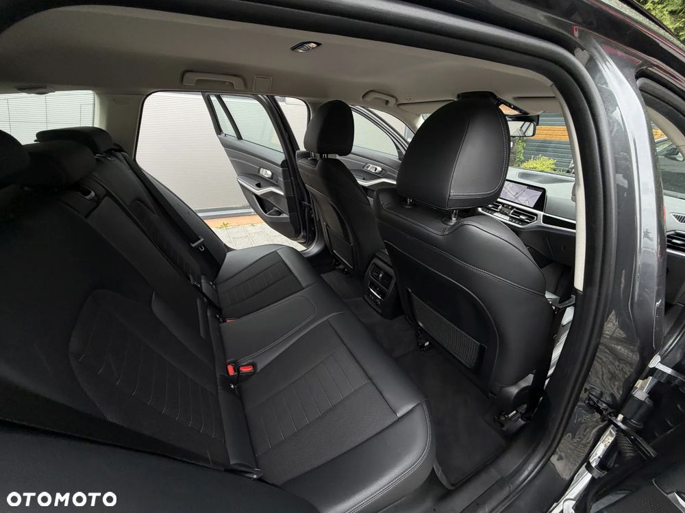 BMW Seria 3 320d Advantage - 17