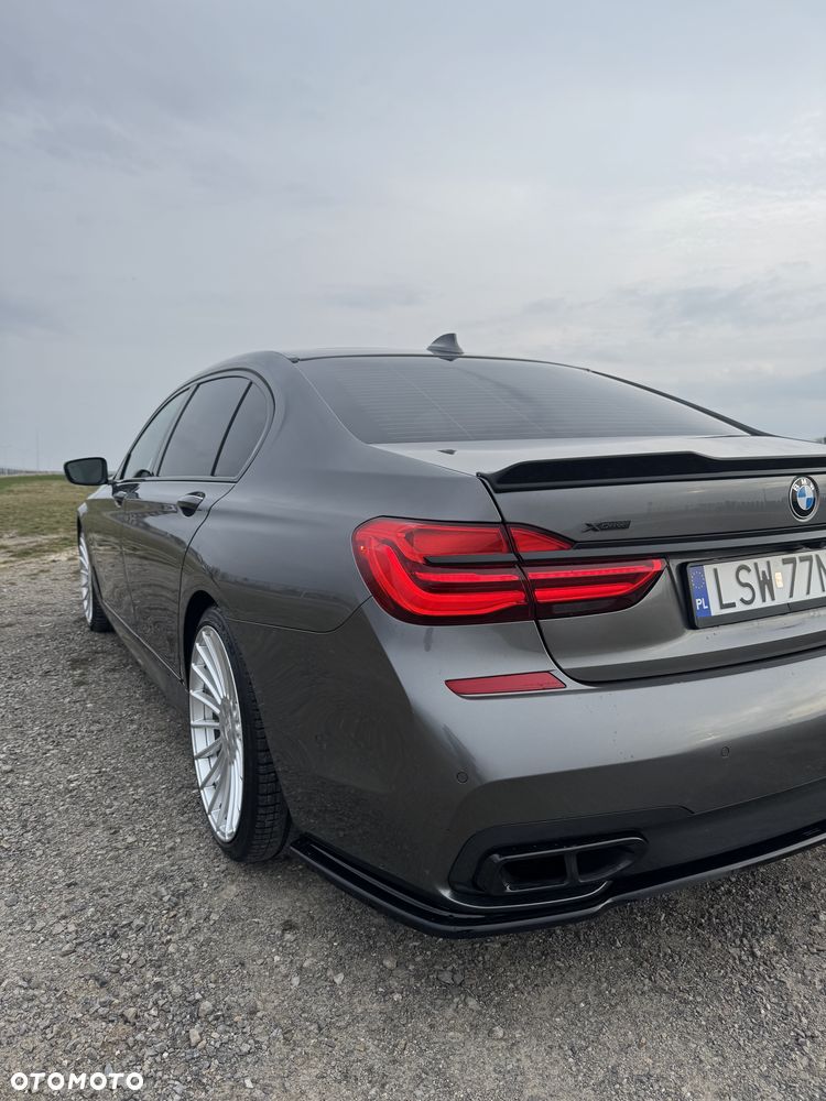 BMW Seria 7 750Li xDrive - 15