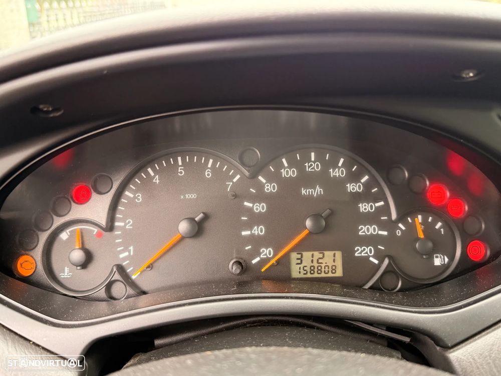 Ford Focus 1.4 Comfort - 8