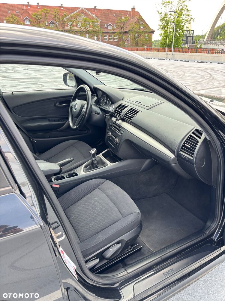 BMW Seria 1 118i Edition Lifestyle - 23