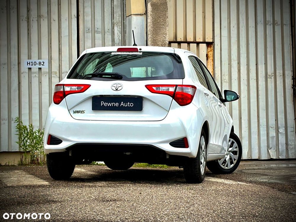 Toyota Yaris - 15