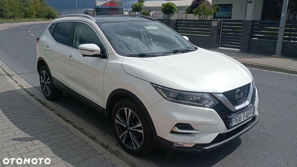 Nissan Qashqai 1.3 DIG-T N-Connecta - 1