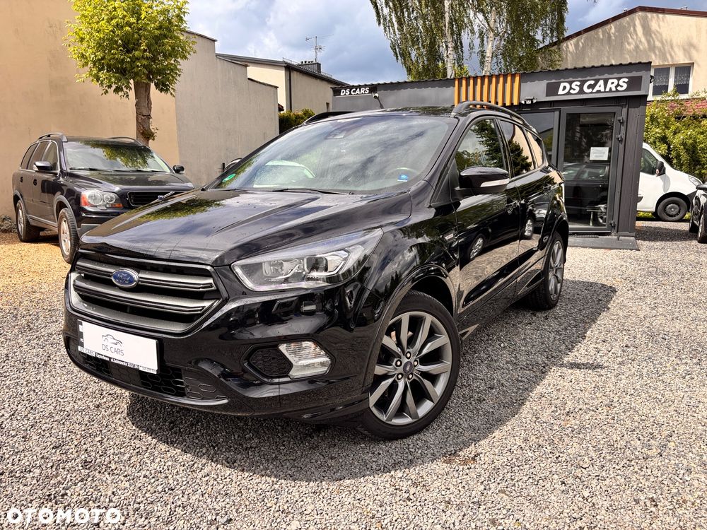 Ford Kuga - 1