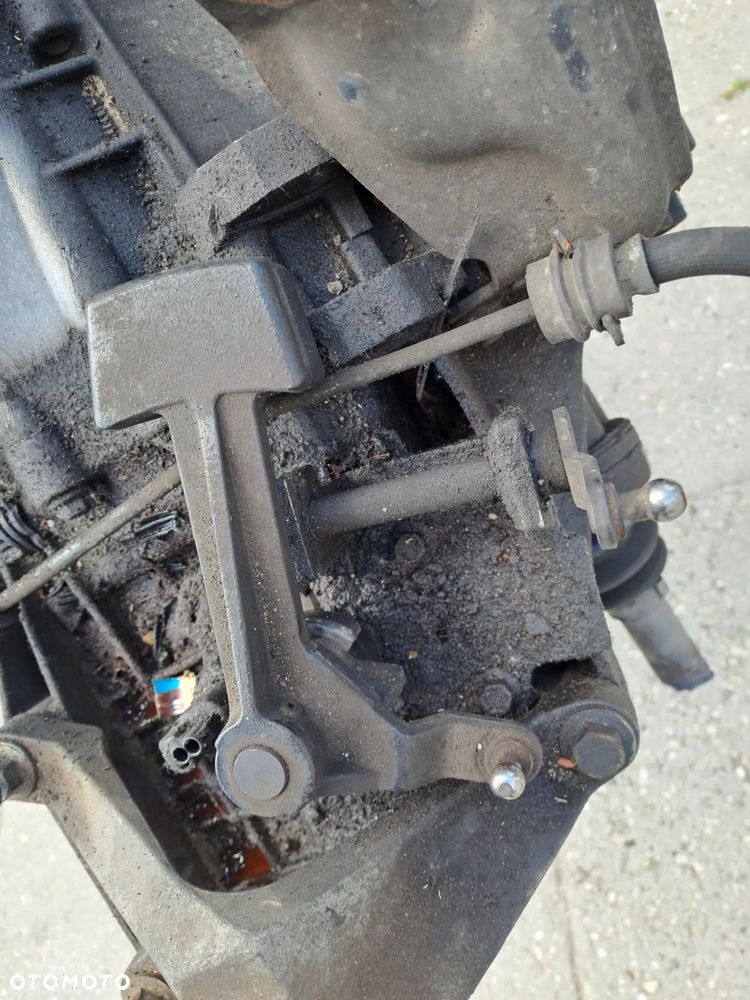 Ford Fokus 1.8 TDCi skrzynia biegów kod 6MR5R-7002-ZA  6M5R-7F096-YA - 3