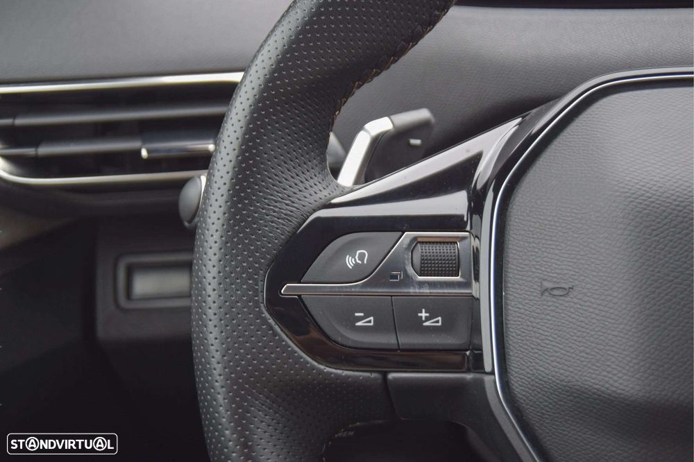 Peugeot 3008 1.6 Hybrid GT e-EAT8 - 16