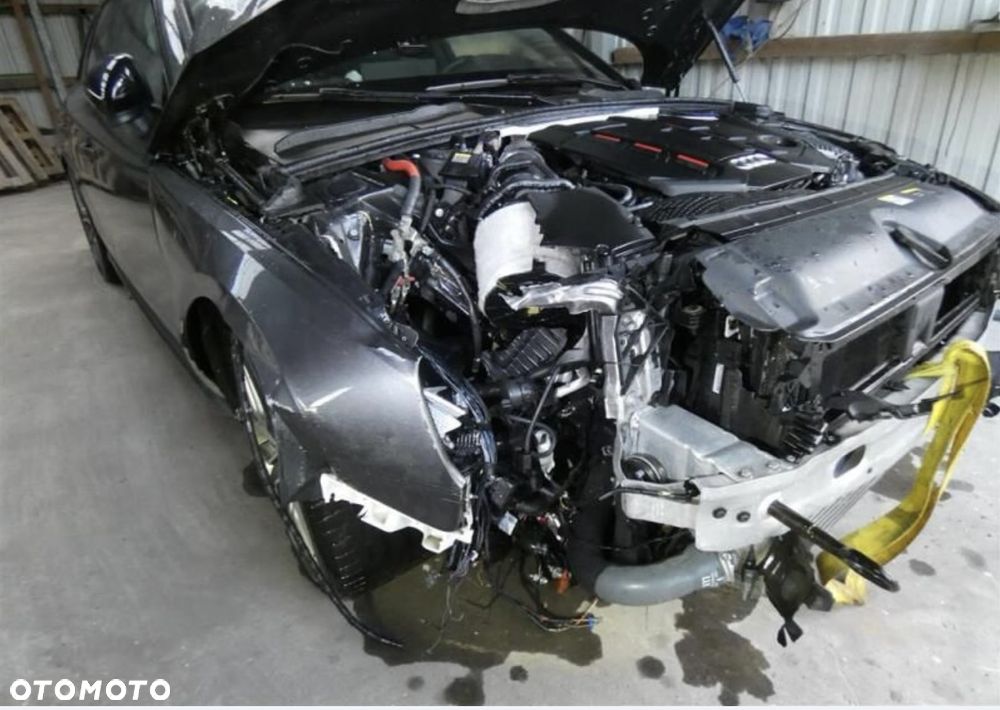 Audi S4 Avant TDI tiptronic - 33