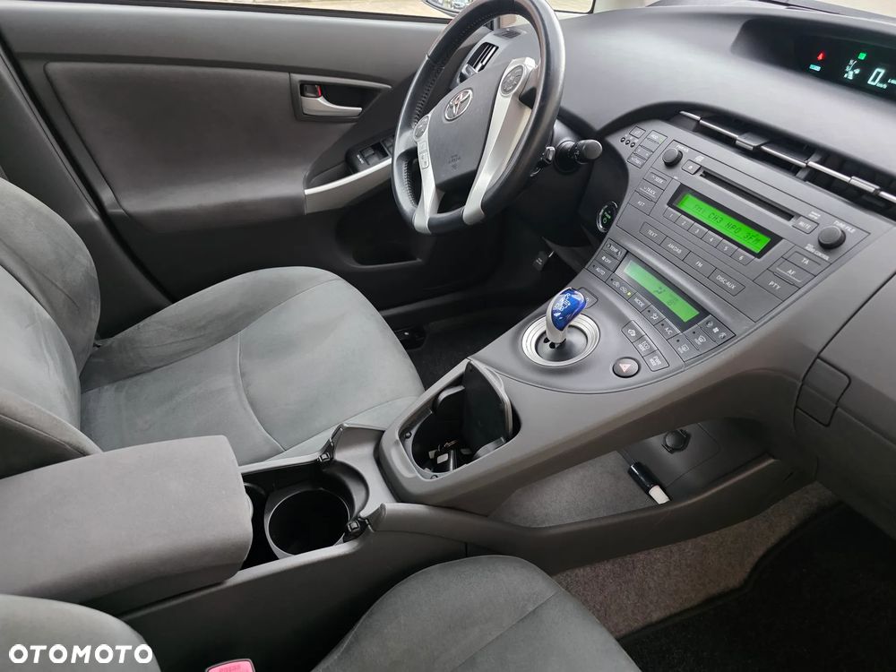Toyota Prius - 21