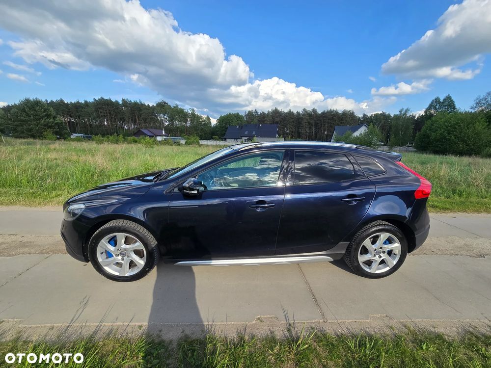 Volvo V40 D4 Geartronic Summum - 2