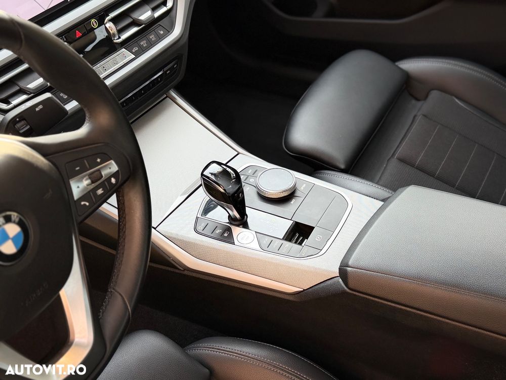 BMW Seria 3 330e Aut. Luxury Line - 12