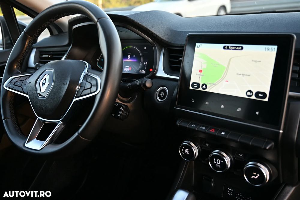 Renault Captur E-TECH Full 145 Equilibre - 11