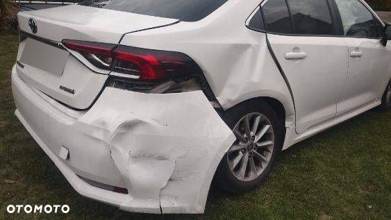 Toyota Corolla - 10