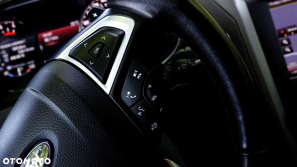 Ford Mondeo - 18