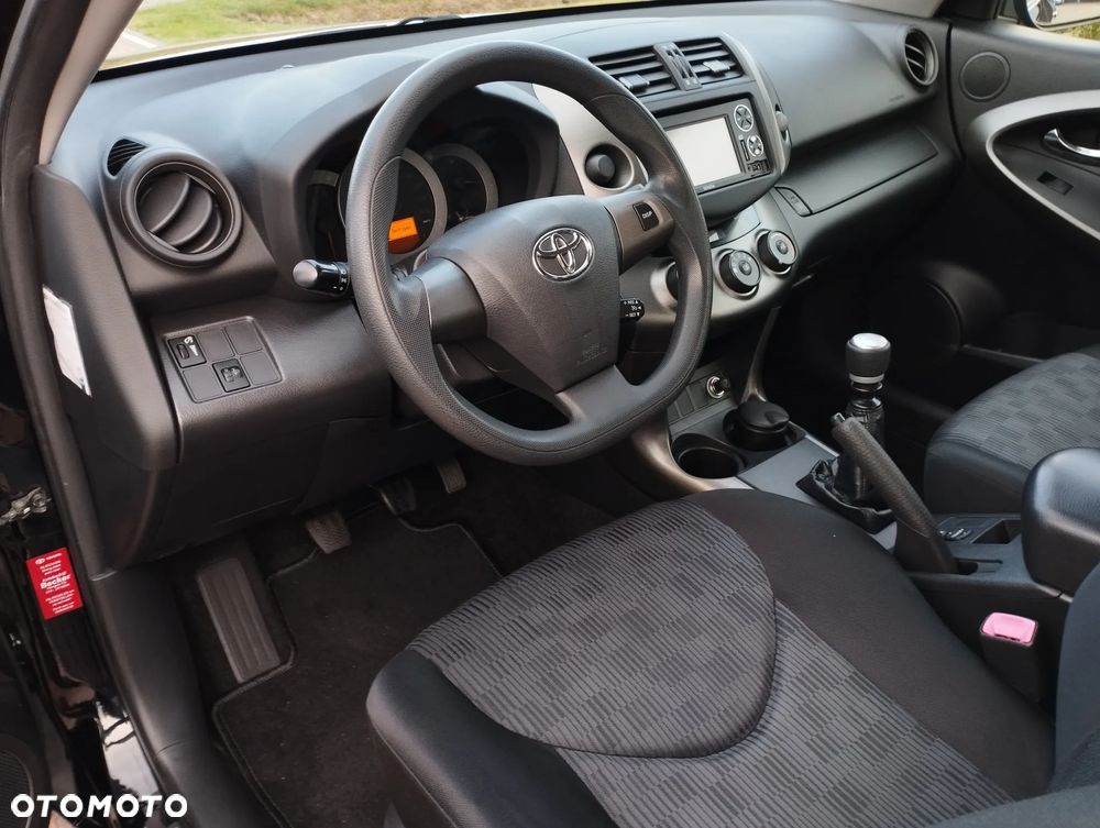 Toyota RAV4 2.0 VVT-i Sol NAVI - 12