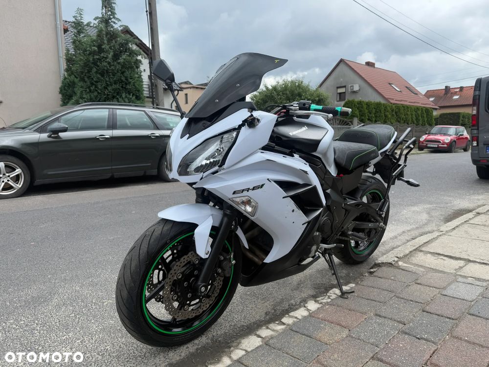 Kawasaki ER - 3