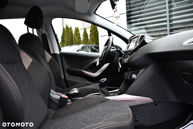 Peugeot 2008 1.6 BlueHDi Style - 7