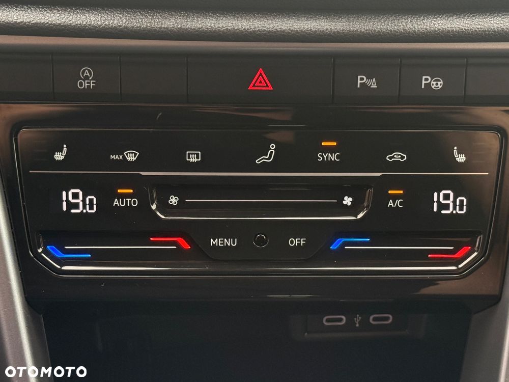 Volkswagen T-Roc 1.5 TSI ACT OPF DSG IQ.DRIVE - 25