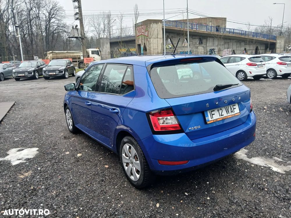 Skoda Fabia - 4