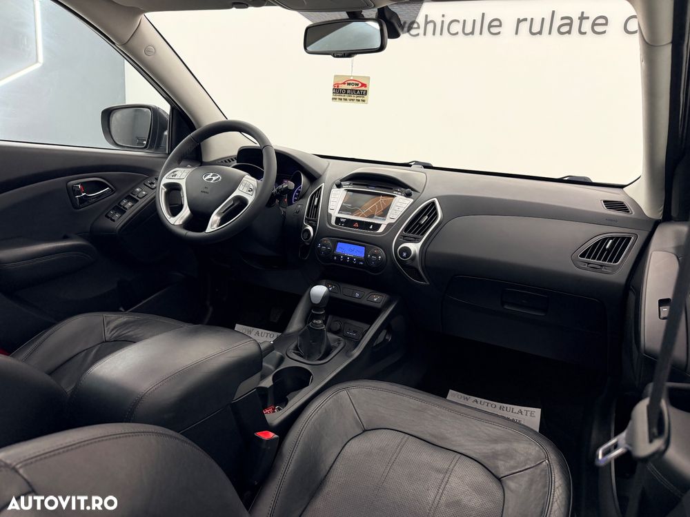 Hyundai ix35 2.0 CRDI 4WD Fifa World Cup Gold Edition - 21