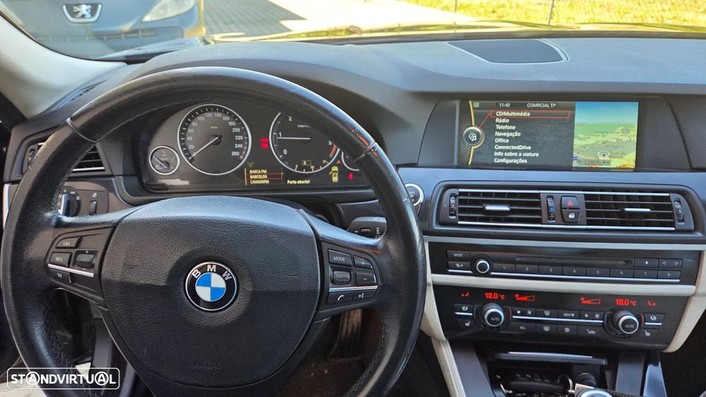 BMW 520 d Luxury Line - 14
