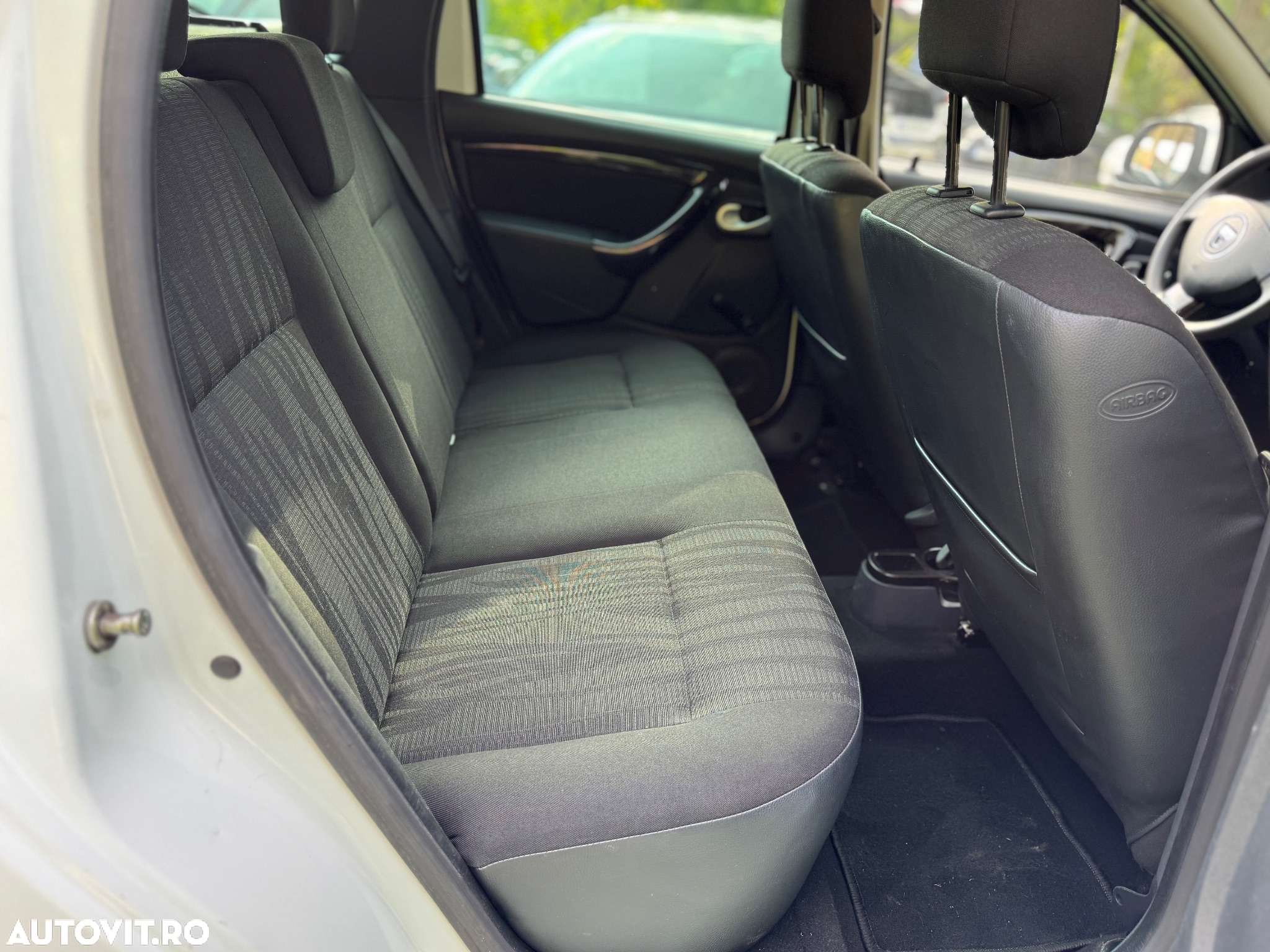 Dacia Duster 1.6 4x2 Prestige - 9