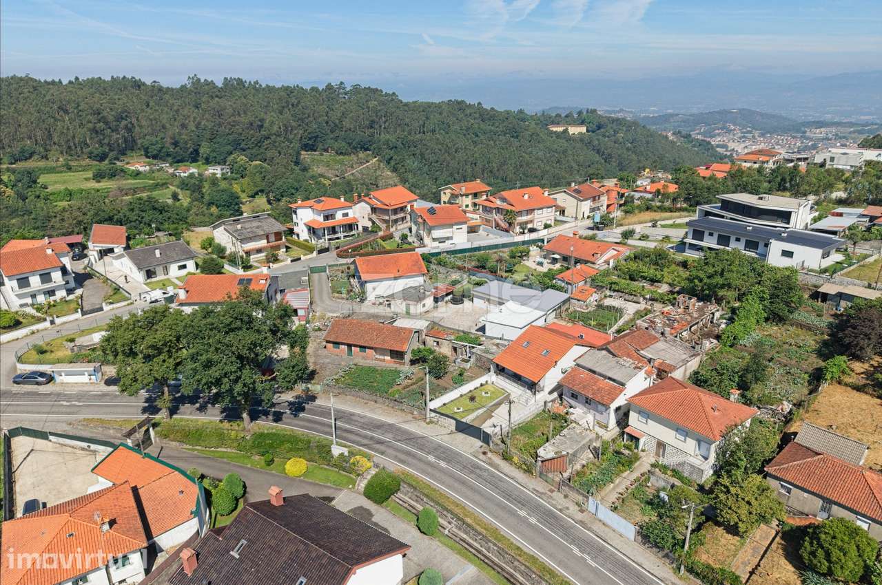 Moradia Individual T3 com Lote de Terreno de 600 m² em Espinho, Braga - Grande imagem: 5/17
