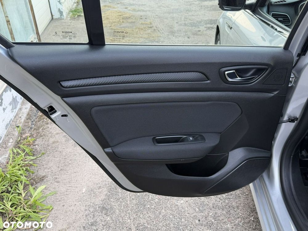 Renault Megane 1.3 TCe FAP Business - 29