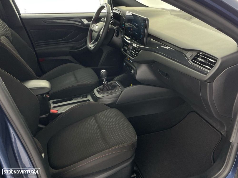 Ford Focus 1.0 EcoBoost MHEV ST-Line - 21
