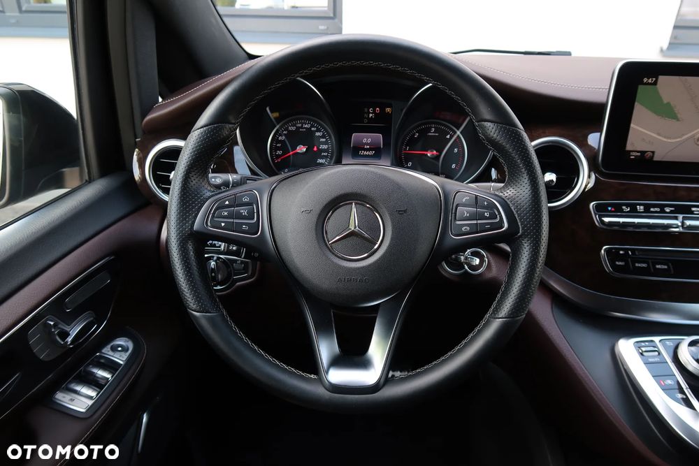 Mercedes-Benz Klasa V 250 d 4-Matic Avantgarde 7G-Tronic (ekstra d³) - 21