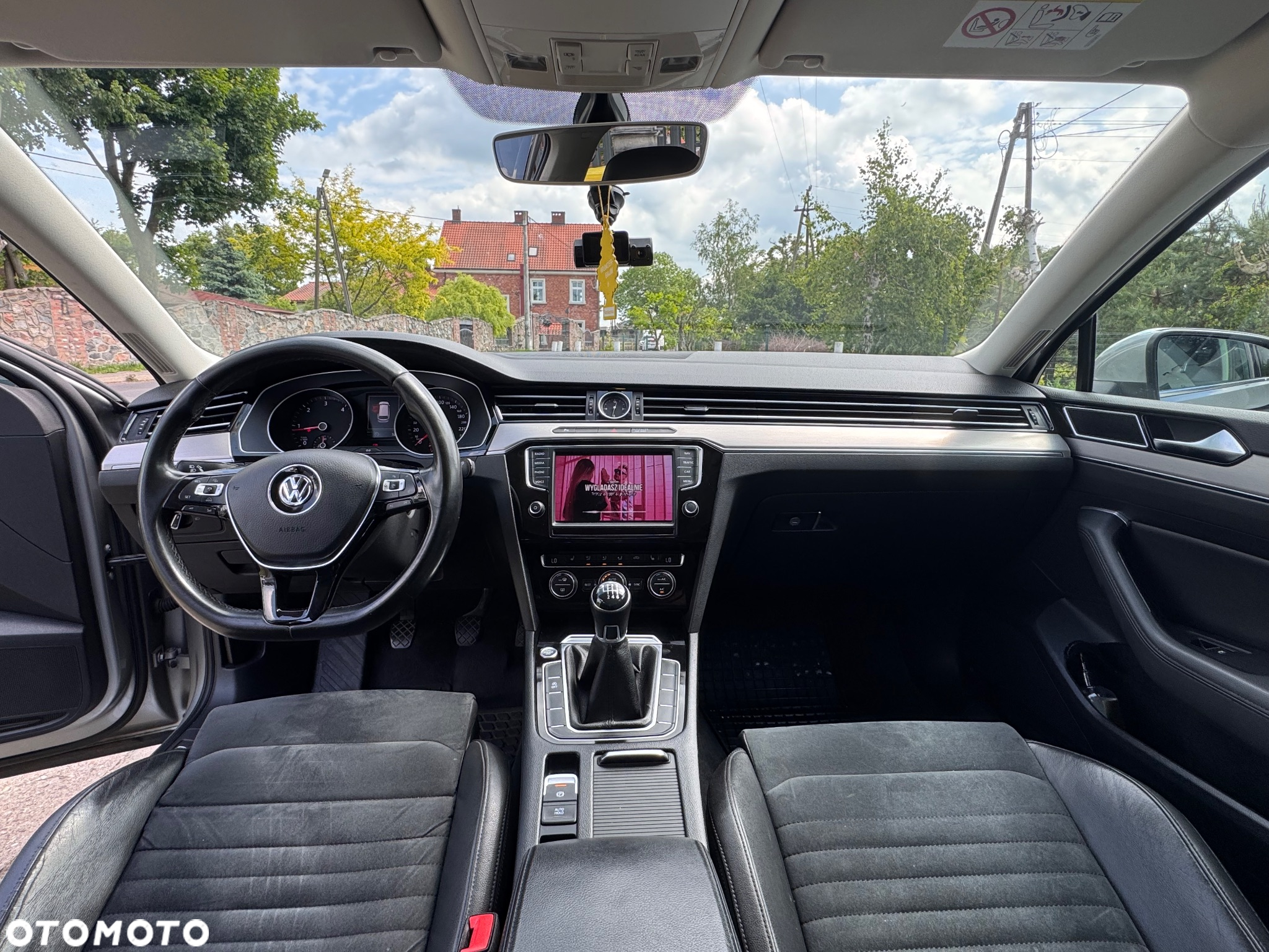 Volkswagen Passat - 5