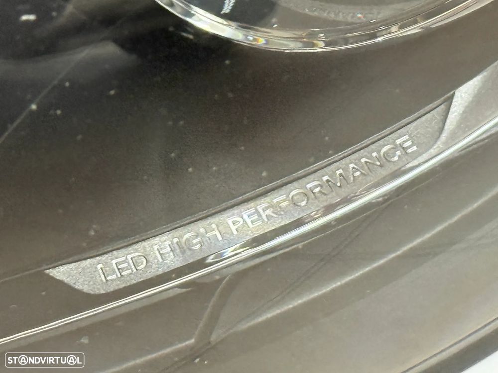 Mercedes-Benz E 53 AMG 4-Matic+ - 11