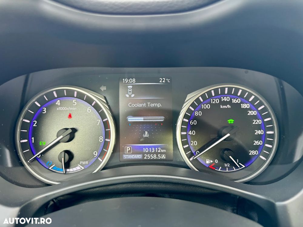 Infiniti Q50 - 10