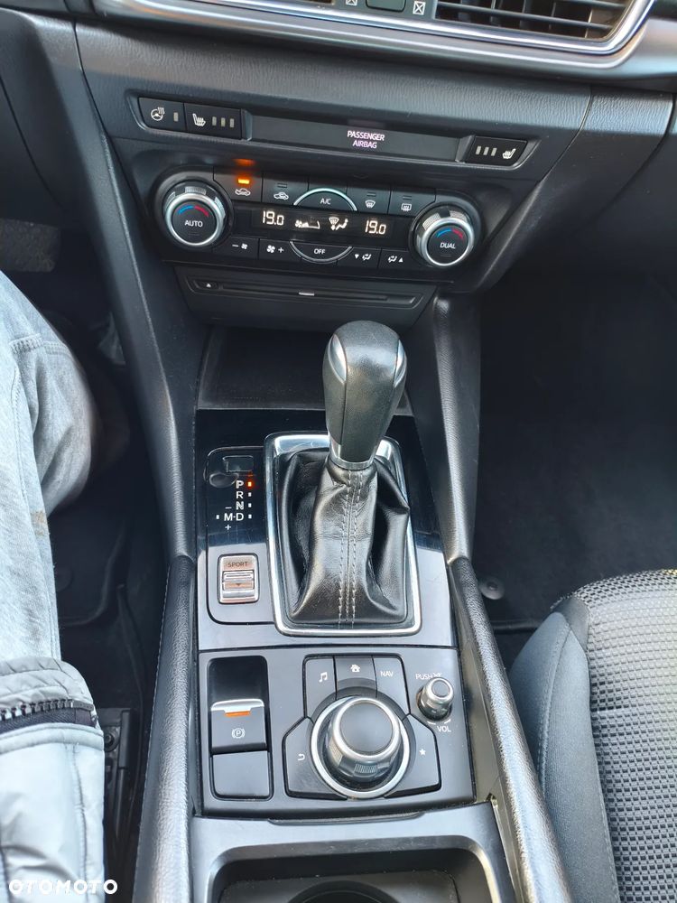 Mazda 3 2.0 Skypassion EU6 - 10