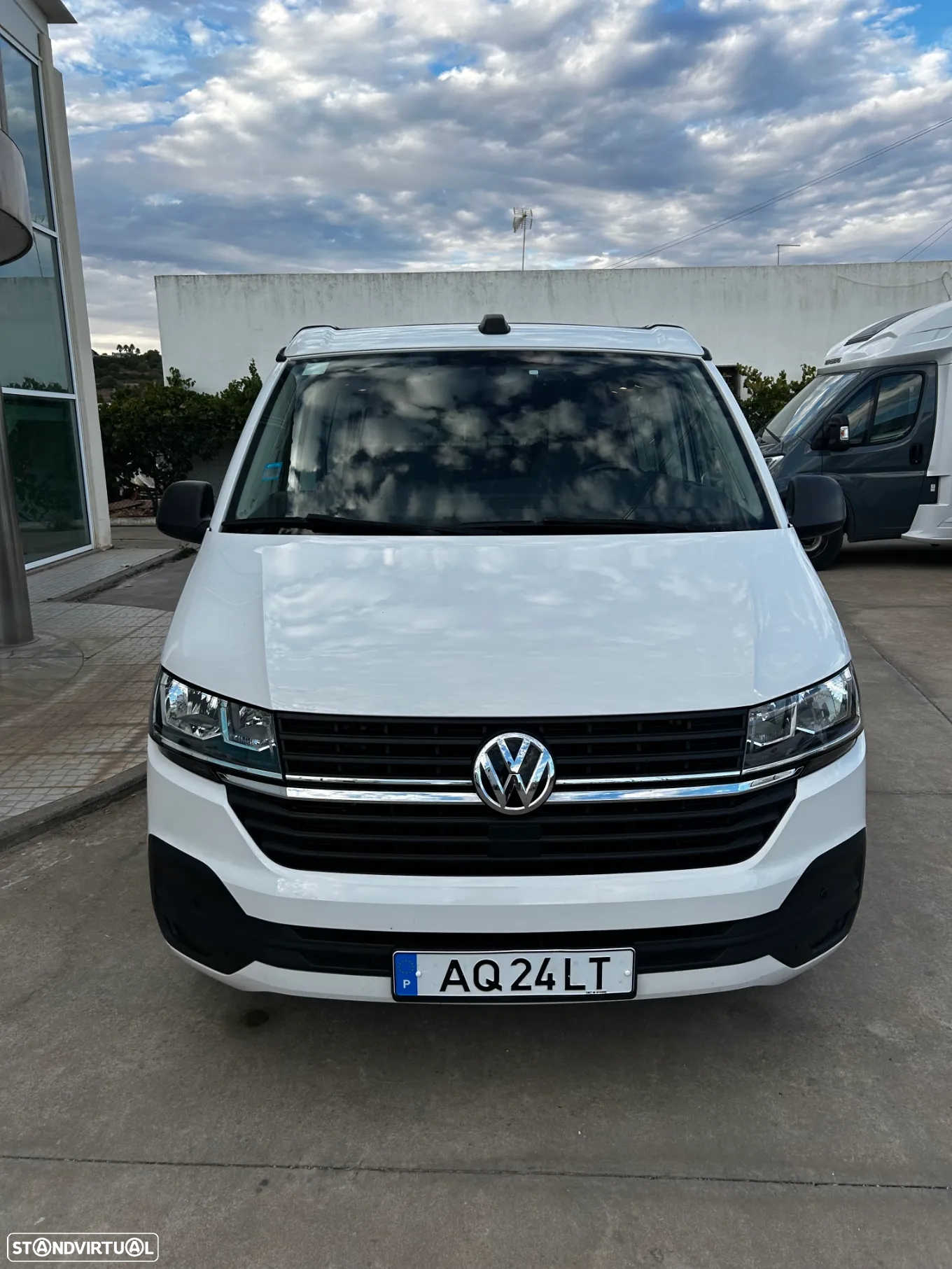 VW California Coast Volkswagen California Camper | 2 Camas – Dorme 4 Pessoas | Kitchenette + Cama no Teto - 2